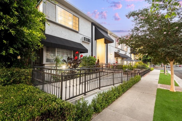 Wilshire Crest Hotel Los Angeles image 23